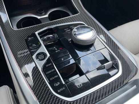 Used 2024 BMW X7 M60i w/ Executive Package image 20