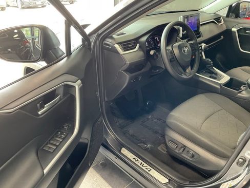 Certified 2023 Toyota RAV4 XLE AWD/4WD image 8