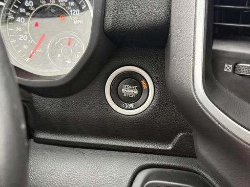 Used 2024 RAM 2500 Big Horn w/ Night Edition image 24