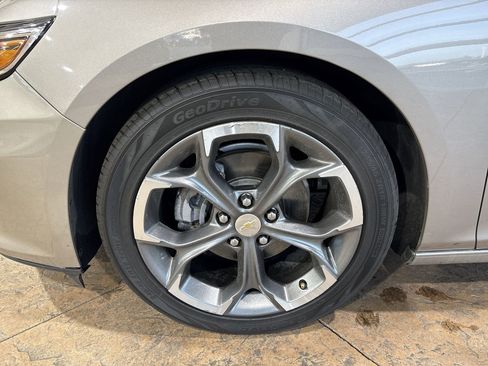 Used 2023 Chevrolet Malibu LT image 10