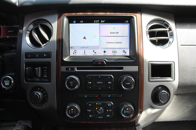 Used 2017 Ford Expedition EL Platinum AWD/4WD image 18
