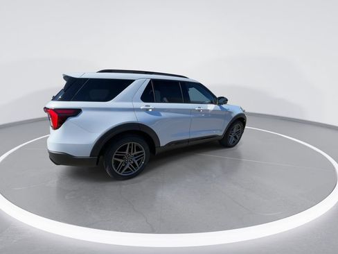 New 2026 Ford Explorer ST-Line w/ ST-Line Street Pack RWD image 8