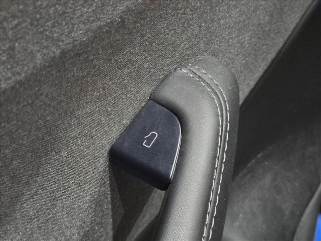 Used 2025 Tesla Model 3 Long Range RWD image 13