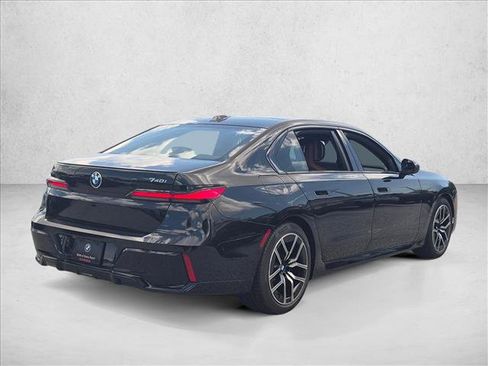 New 2026 BMW 740i xDrive w/ Premium Package AWD/4WD image 2