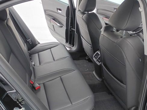 Used 2017 Acura TLX V6 image 15