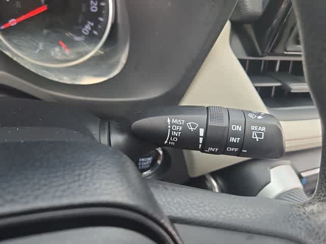 Used 2019 Toyota RAV4 XLE w/ Convenience Package FWD image 25