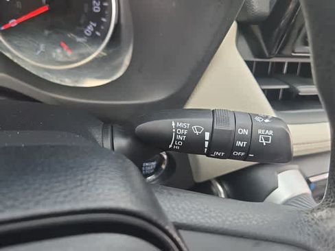 Used 2019 Toyota RAV4 XLE w/ Convenience Package FWD image 25