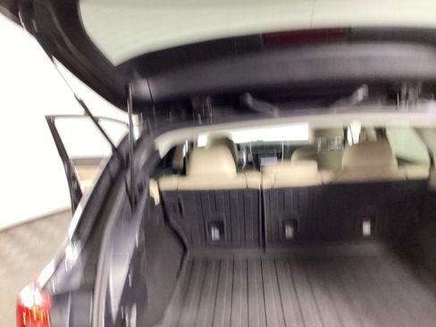 Used 2019 Subaru Outback 3.6R Limited w/ Popular Package #2 image 30