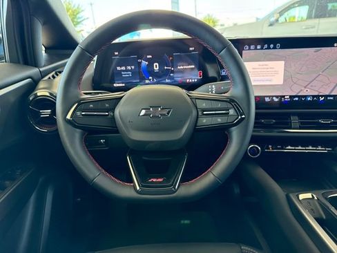 New 2026 Chevrolet Equinox EV RS image 13