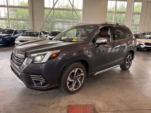 Used 2023 Subaru Forester Touring w/ Popular Package #3 AWD/4WD image 7