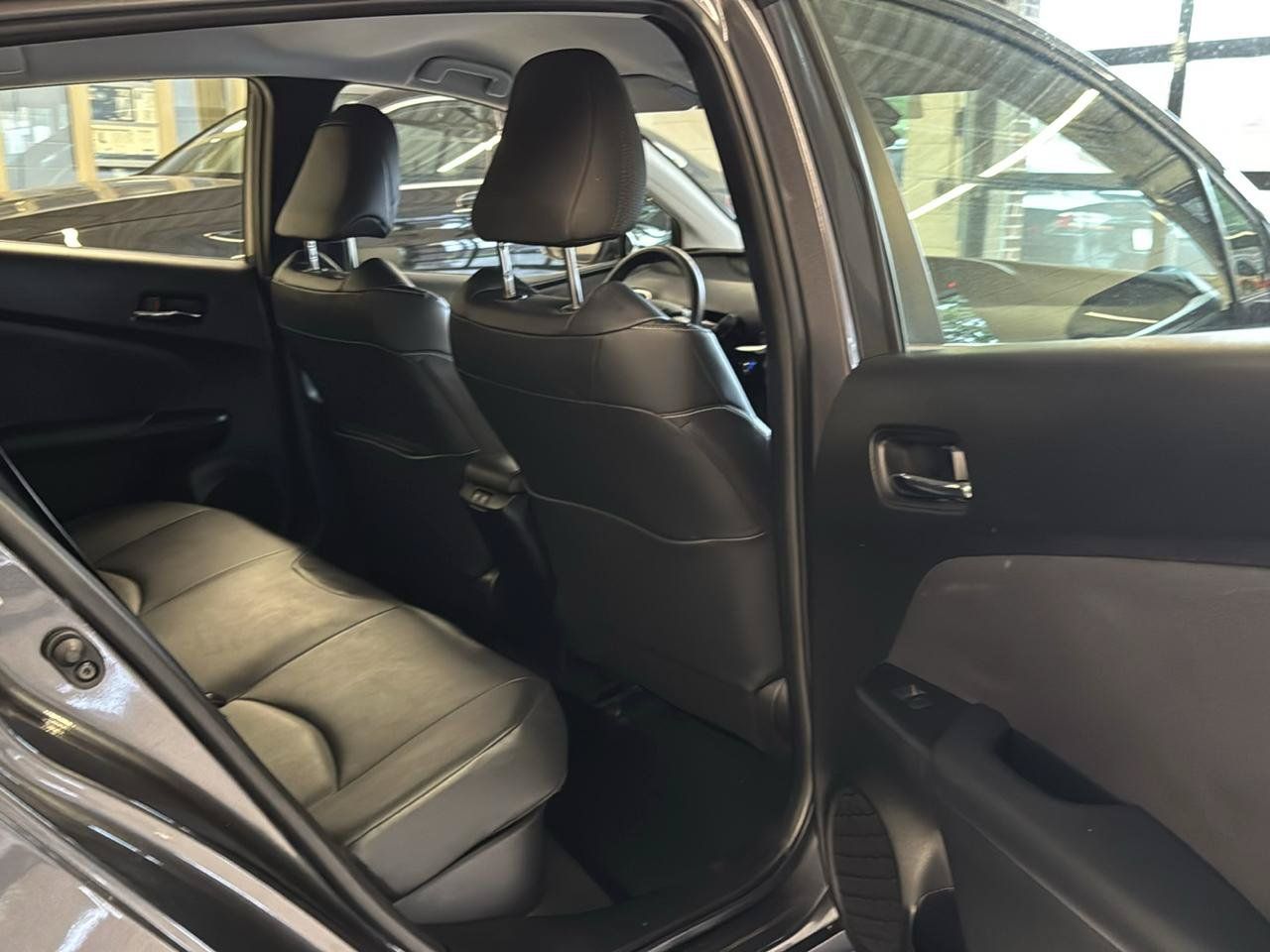 Used 2022 Toyota Prius Prime XLE FWD image 24