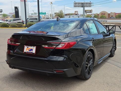 New 2026 Toyota Camry SE w/ Convenience Package FWD image 4