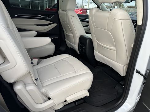 Used 2024 Buick Enclave Premium w/ Experience Buick Package image 34