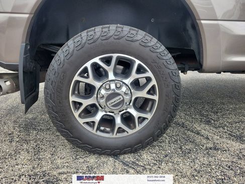 Used 2020 Ford F250 Lariat w/ Lariat Ultimate Package AWD/4WD image 5