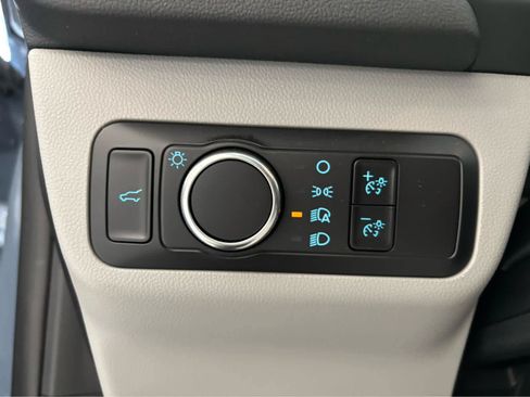 Certified 2023 Ford Escape Active AWD/4WD image 16