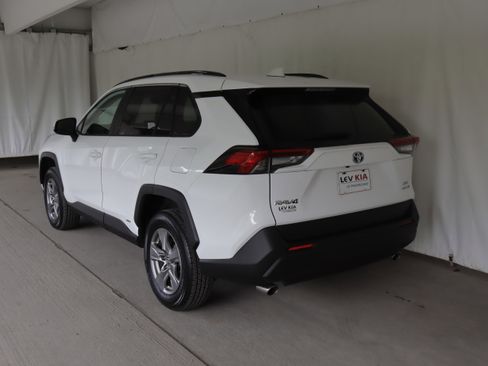 Used 2024 Toyota RAV4 XLE w/ Convenience Package AWD/4WD image 23