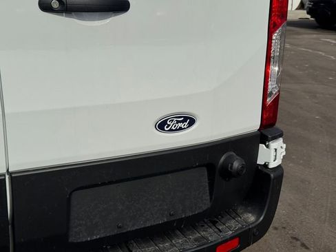New 2026 Ford Transit 250 148 Medium Roof w/ Load Area Protection Package image 9