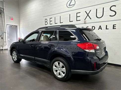 Used 2012 Subaru Outback 2.5i Premium w/ All-Weather Pkg image 3