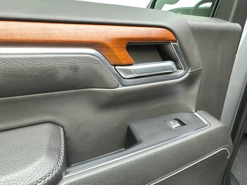 Used 2023 GMC Sierra 1500 Denali w/ Denali Reserve Package AWD/4WD image 40