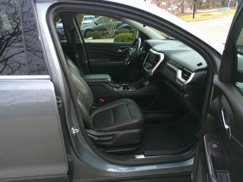 Used 2020 GMC Acadia SLT image 39