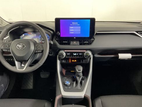 New 2025 Toyota RAV4 Limited image 12