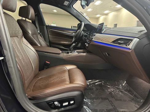 Used 2017 BMW 540i xDrive AWD/4WD image 32
