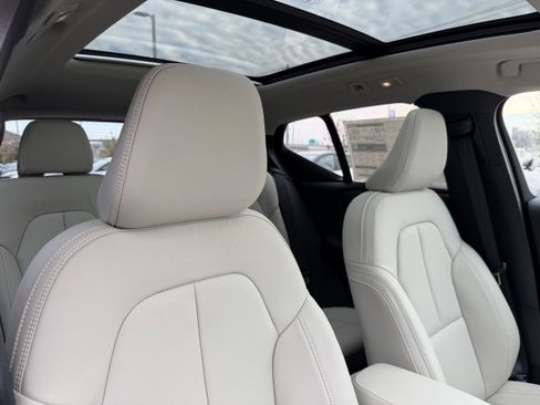 New 2026 Volvo XC40 B5 Plus w/ Protection Package Premier image 9