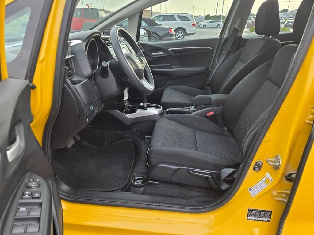 Used 2019 Honda Fit LX image 12
