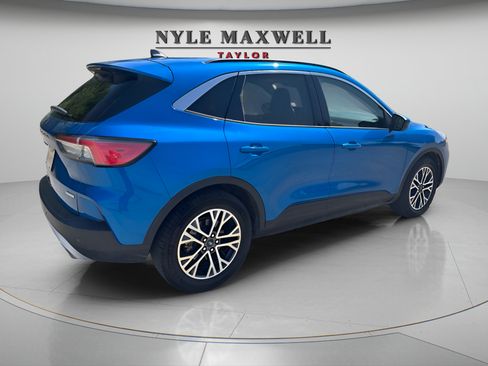 Used 2020 Ford Escape SEL FWD image 3