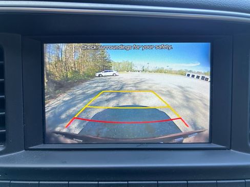 Used 2020 Hyundai Elantra SEL w/ Convenience Package (C2) FWD image 17