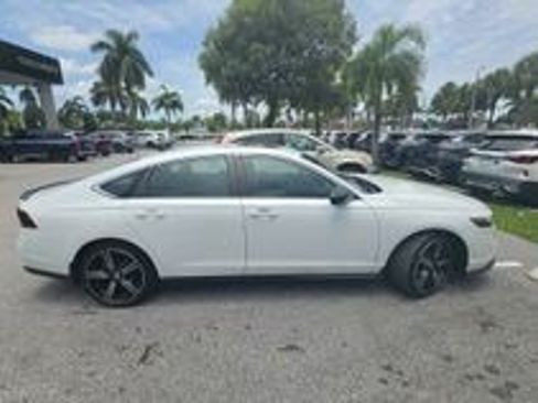 Used 2023 Honda Accord Sport image 1