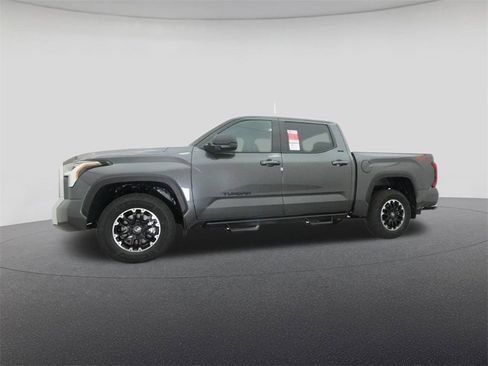 New 2026 Toyota Tundra SR5 image 18