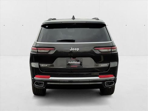 New 2024 Jeep Grand Cherokee L Summit image 10