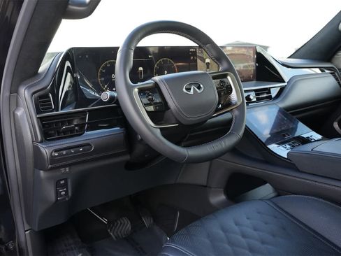 Used 2025 INFINITI QX80 Autograph w/ Autograph Exterior Package image 16