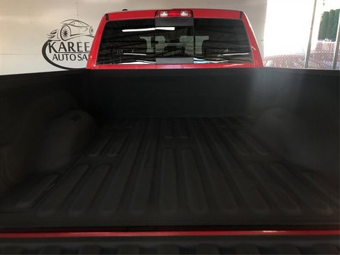 Used 2019 RAM 1500 Classic Warlock image 12