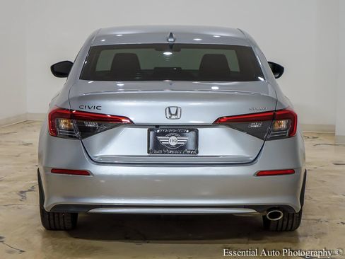 Used 2024 Honda Civic Sport image 7