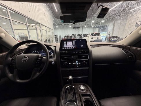 Used 2024 Nissan Armada Platinum w/ Captain's Chairs Package AWD/4WD image 7