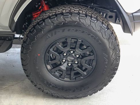 New 2026 Ford Bronco Raptor w/ Interior Carbon Fiber Pack AWD/4WD image 12