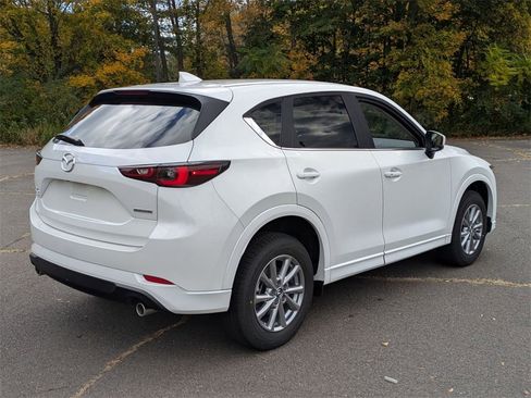 New 2025 MAZDA CX-5 AWD 2.5 S w/ Select Package image 3