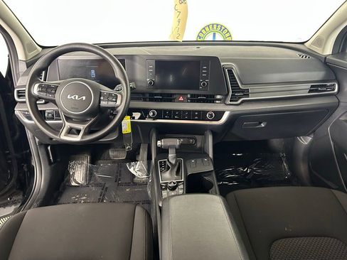 Used 2025 Kia Sportage LX AWD/4WD image 7