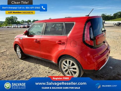 Used 2018 Kia Soul + FWD image 3