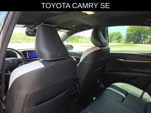Used 2025 Toyota Camry SE w/ Convenience Package FWD image 18