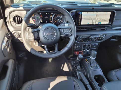 New 2025 Jeep Wrangler Unlimited Rubicon 392 image 4