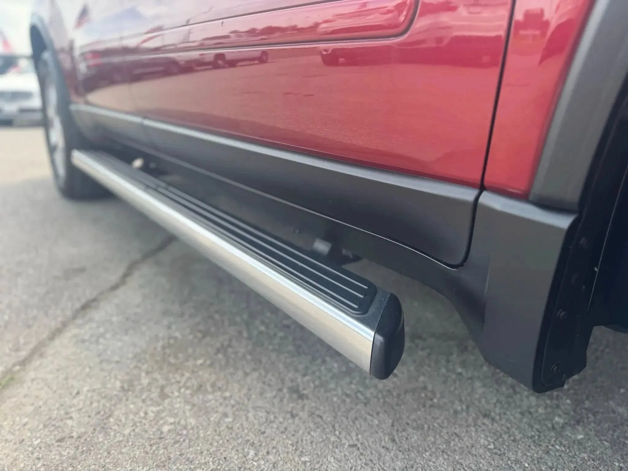 Used 2011 GMC Acadia SLE FWD image 38