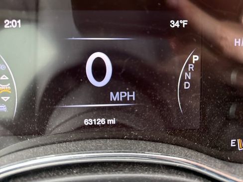 Used 2018 Jeep Grand Cherokee Limited image 19