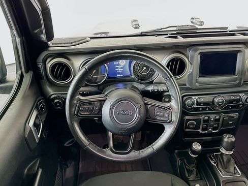 Used 2019 Jeep Wrangler Unlimited Sport S image 17