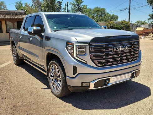 Used 2026 GMC Sierra 1500 Denali Ultimate AWD/4WD image 5