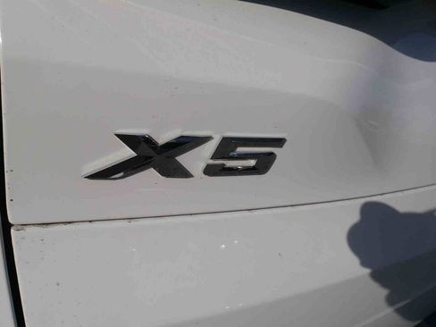 Used 2019 BMW X5 xDrive40i w/ Convenience Package image 11