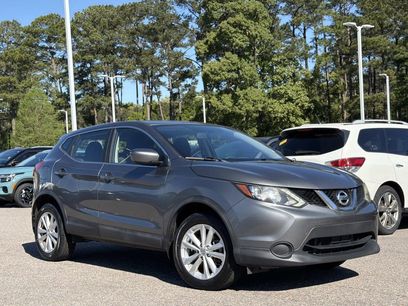 Used 2017 Nissan Rogue Sport S w/ S Appearance Package