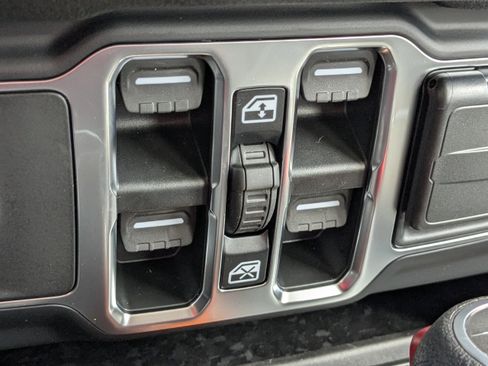 New 2026 Jeep Gladiator Sport image 22